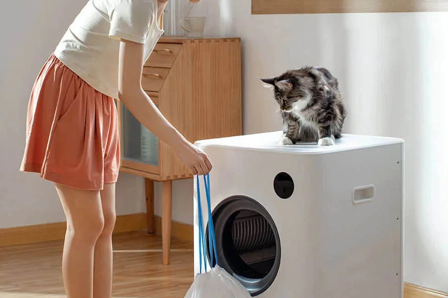 automatic self cleaning cat litter box